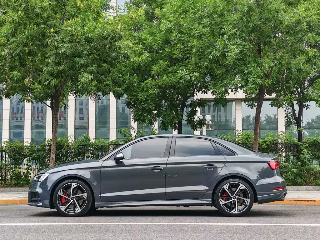 Audi S3 S3 2.0 T Limousine
