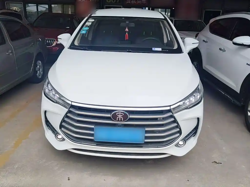Song MAX 1.5 T Manual Connected Luxury 7-seat