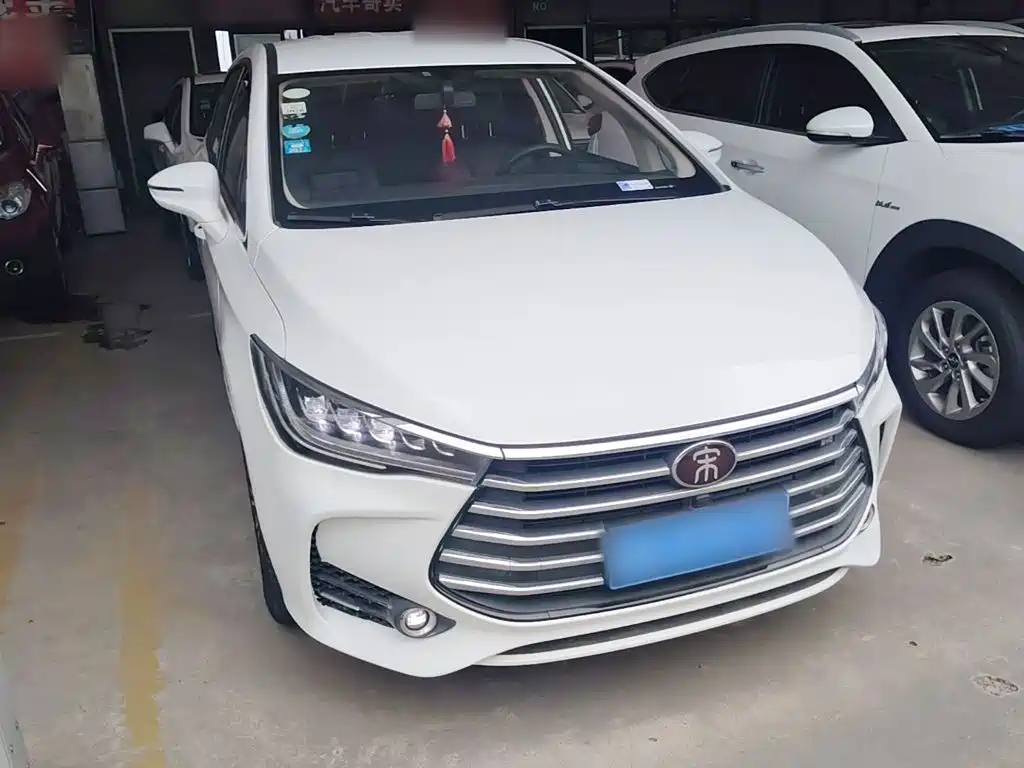 Song MAX 1.5 T Manual Connected Luxury 7-seat