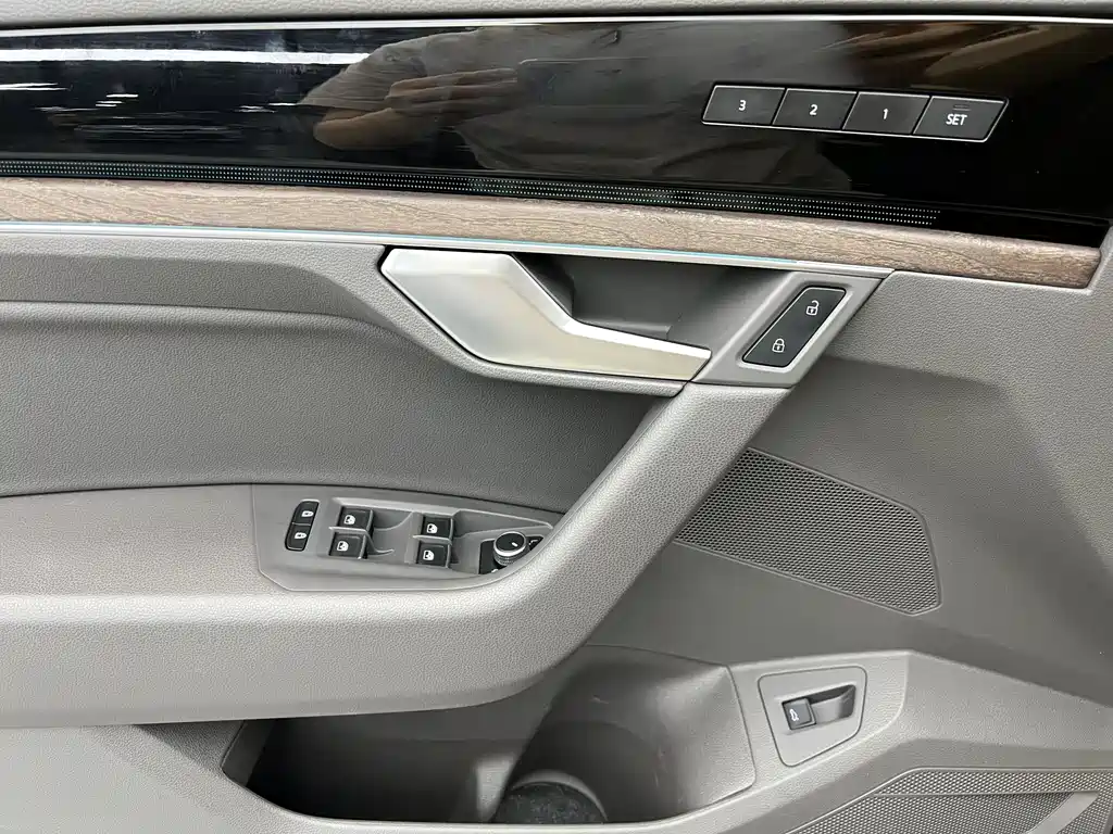 Touareg 3.0 TSI Sharp Enjoyment Black Shine Sport Package
