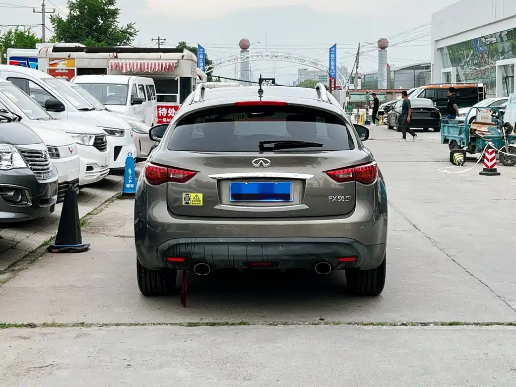 Infiniti FX FX35 Transcend