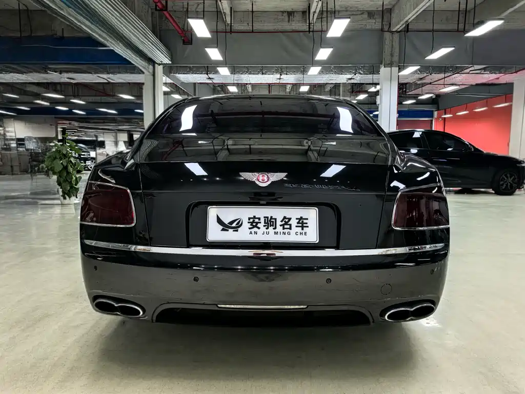 Flying Spur 4.0 T V8 Distinguished