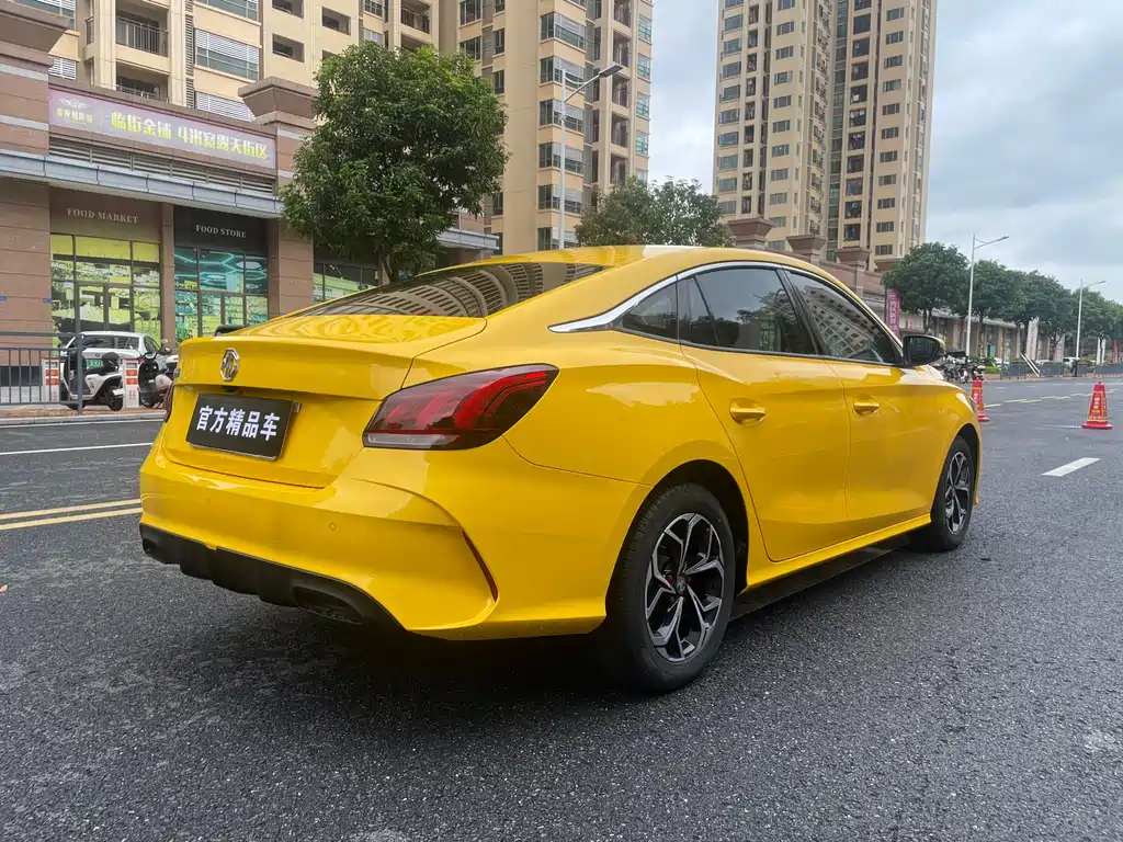 MG5 180 DVVT CVT Youth Style