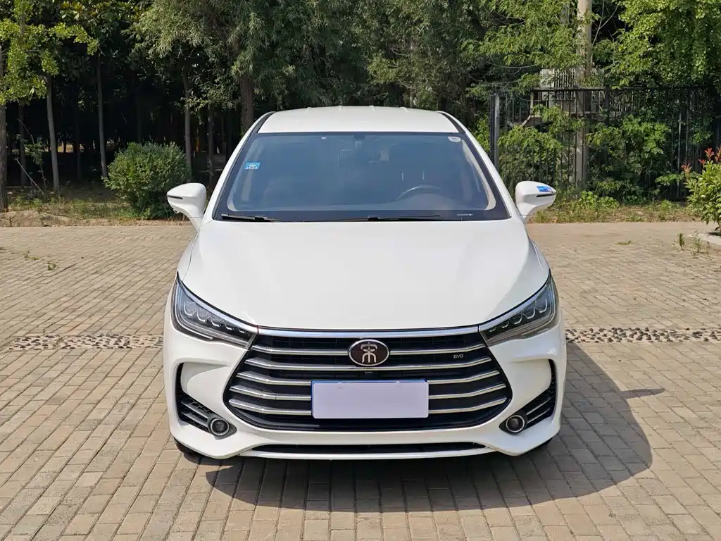Song MAX 1.5 T Auto Connected Luxury 7-seat