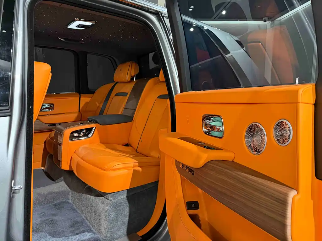 Cullinan 4-seat