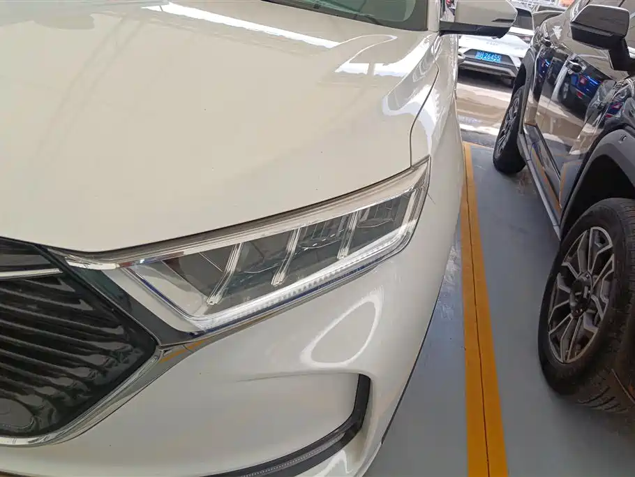 Changan Oshan X7 1.5 T Auto Premium