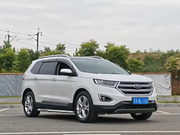 Ford Edge EcoBoost 245 2 WD Grand Sharp 7-seat