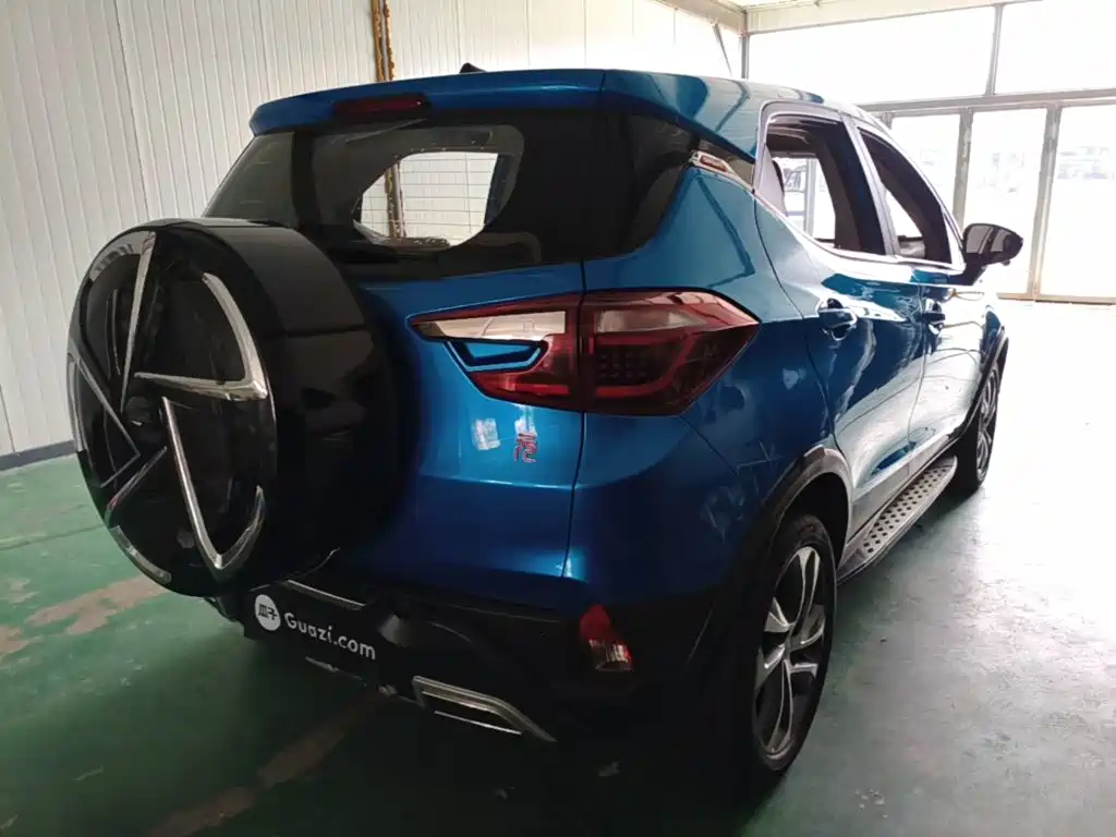 Yuan 1.5 L Auto Cool Dazzle Connected