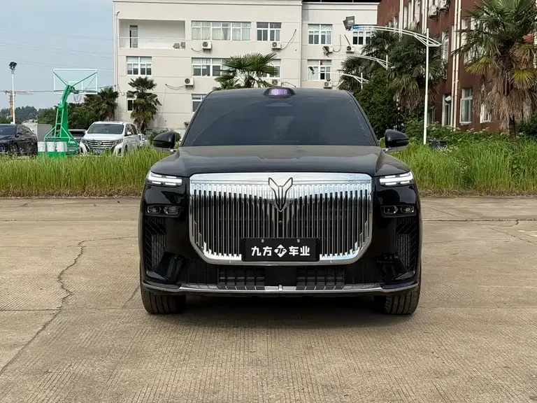 Voyah Taishan Max+