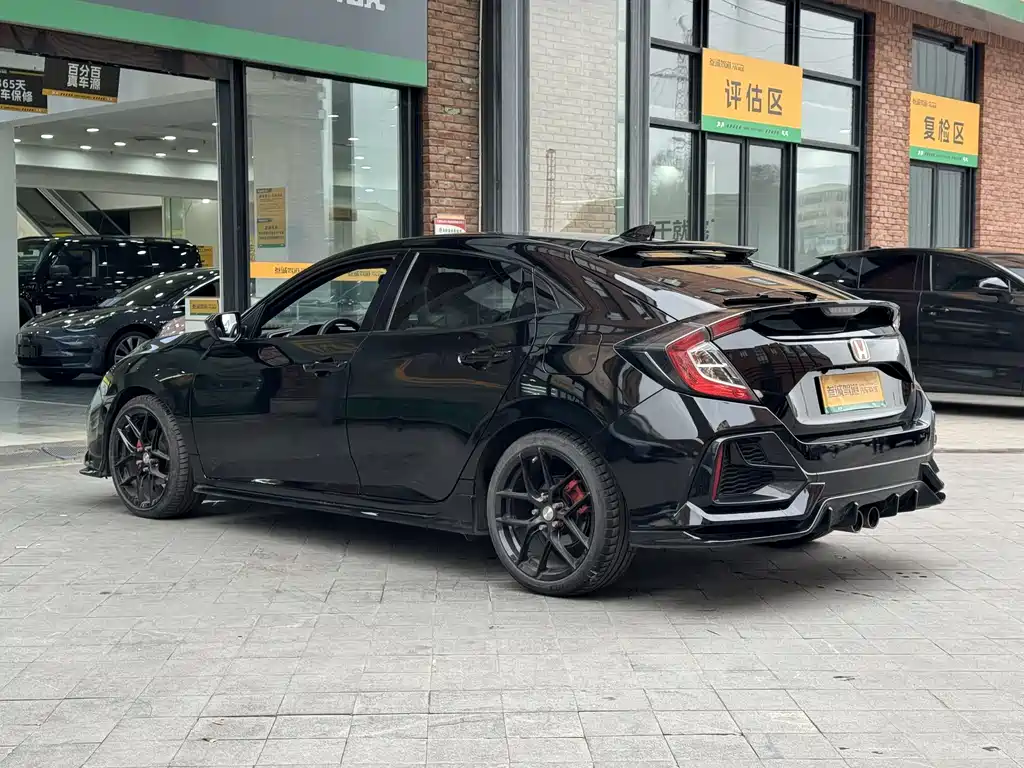 Civic HATCHBACK 220 TURBO CVT Trend Cool Control