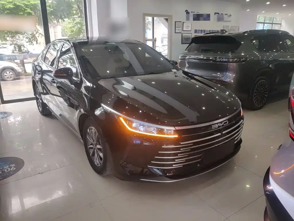 Destroyer 05 Glory DM-i 55 KM Luxury