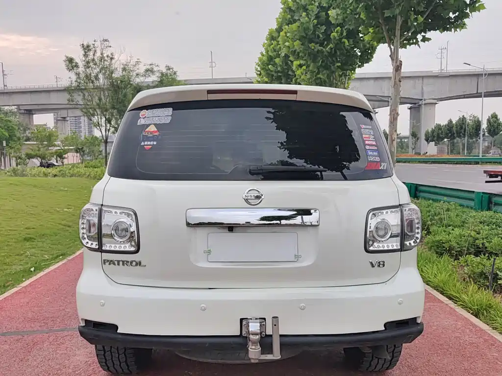 Patrol 5.6 L Standard
