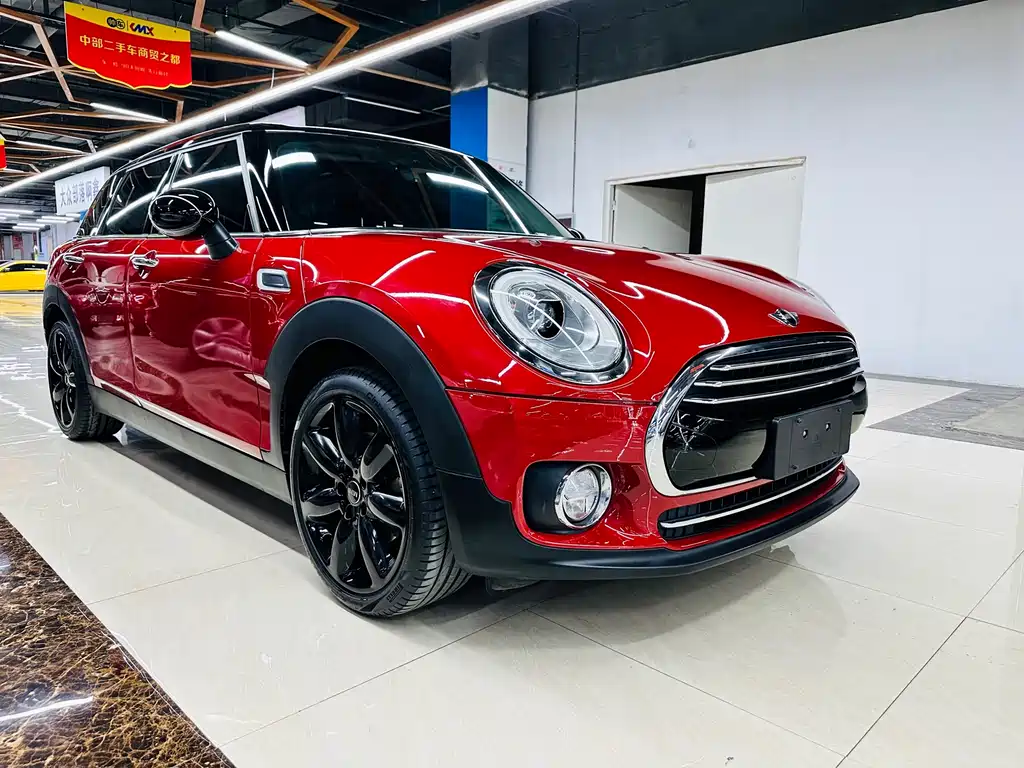 MINI CLUBMAN Facelift 1.5 T COOPER Connoisseur