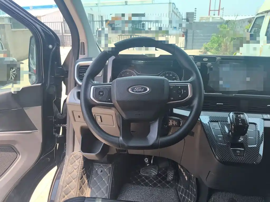 Transit 2.0 T Diesel Auto Multi-purpose Commercial SWB Low Roof 5 6-seat