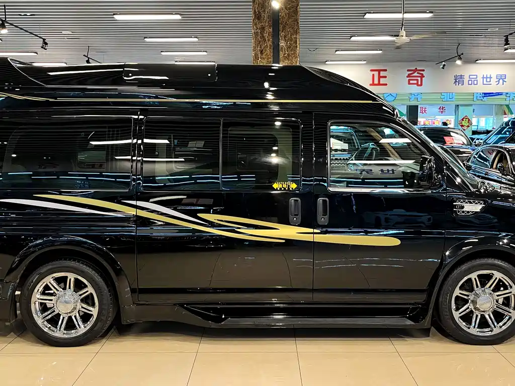 SAVANA SAVANA 2016款 5.3 L 1500 四驱典藏版