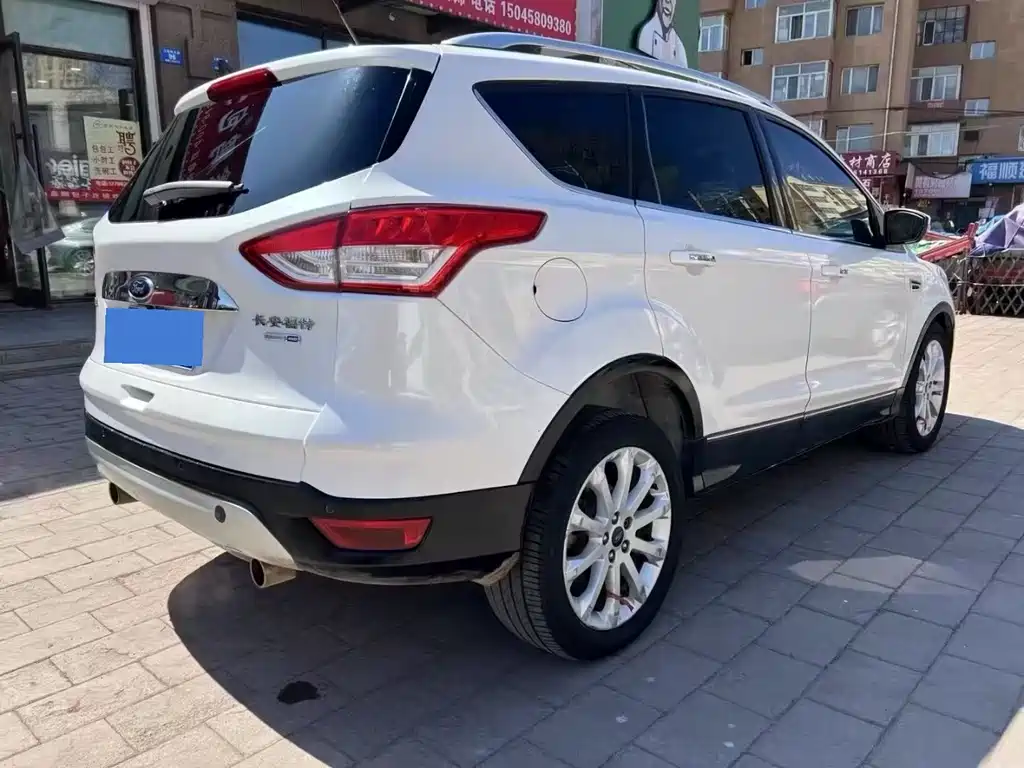 Kuga 2.0 L GTDi 4 WD Elite