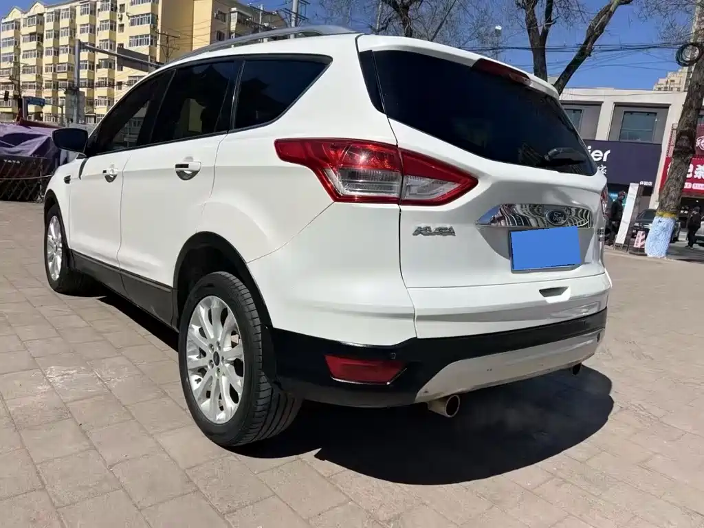 Kuga 2.0 L GTDi 4 WD Elite