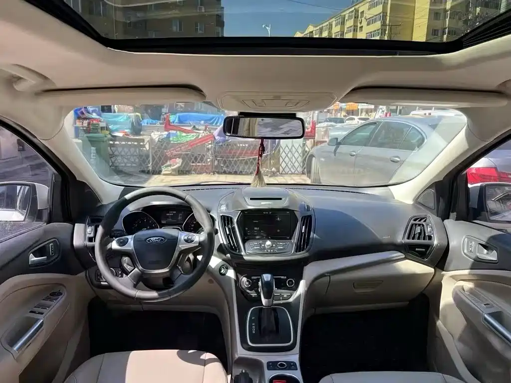 Kuga 2.0 L GTDi 4 WD Elite