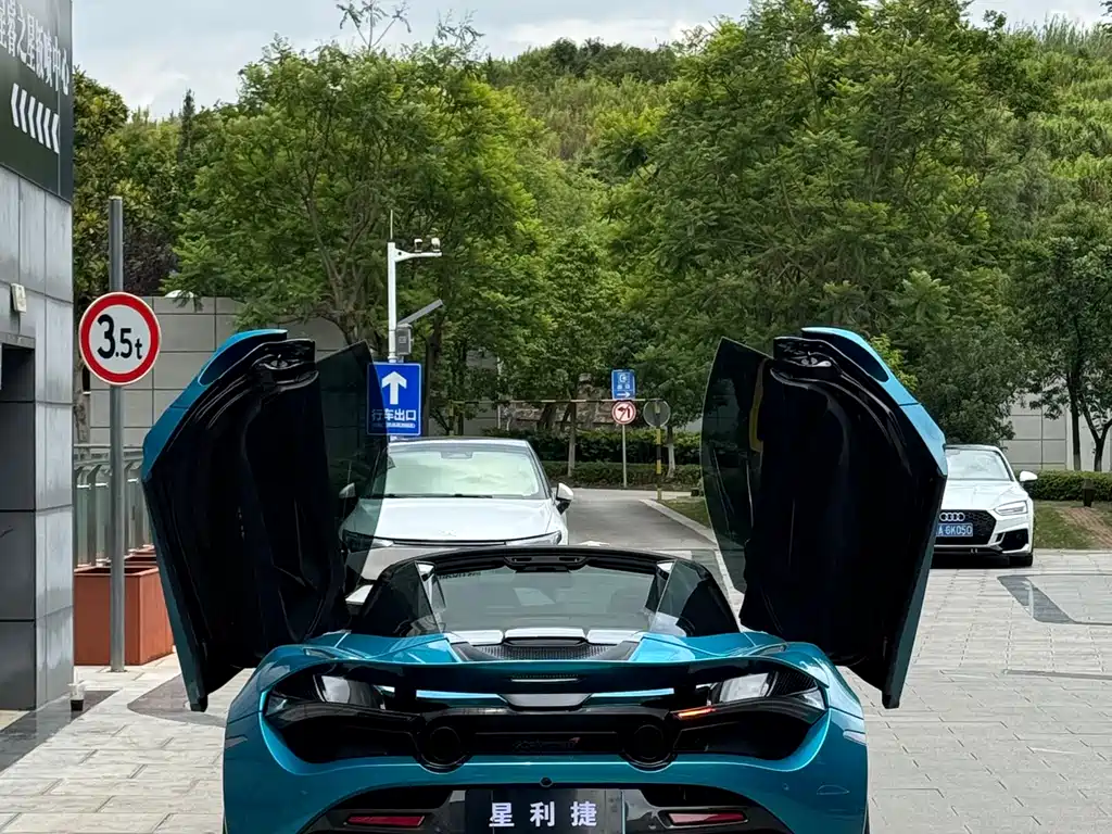 McLaren 720 S 4.0 T Spider