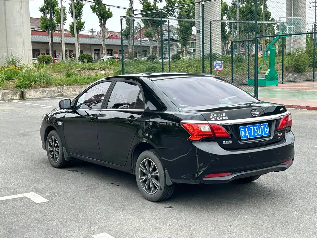 BYD F3 比亚迪F3 2016款 1.5 L 自动豪华型