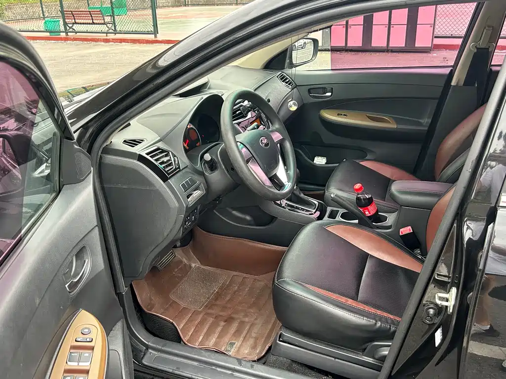 BYD F3 比亚迪F3 2016款 1.5 L 自动豪华型