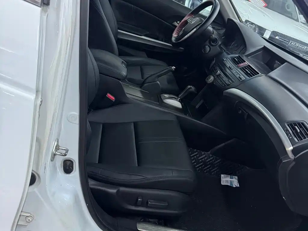 Crosstour 2.4 L Luxury