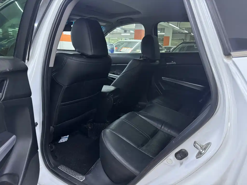 Crosstour 2.4 L Luxury