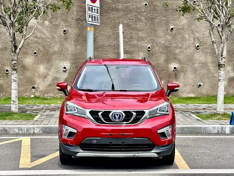 Changan CS15 1.5 L Auto Luxury