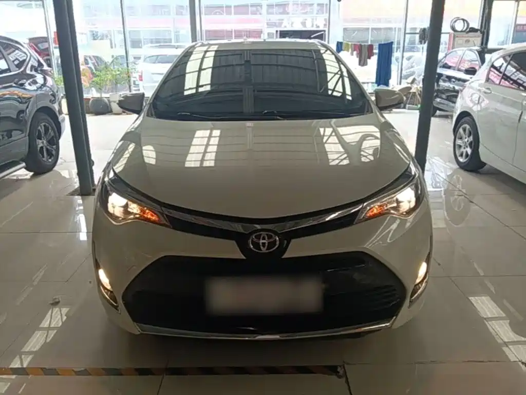 Levin Facelift 185 T CVT Elite CN-V