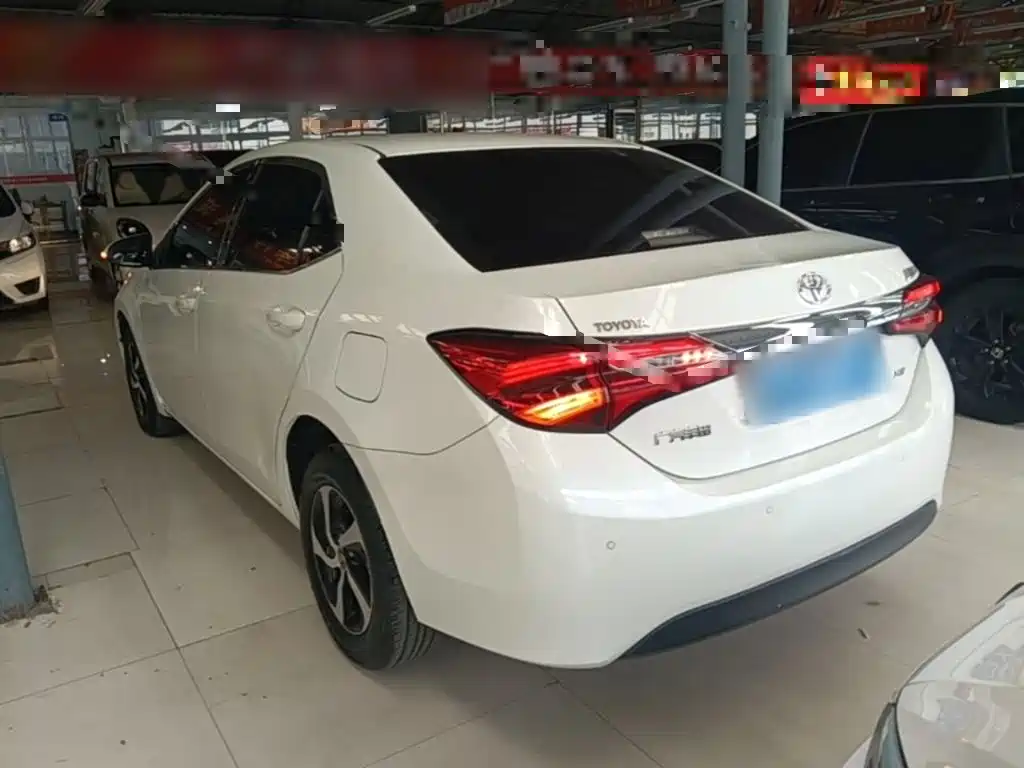 Levin Facelift 185 T CVT Elite CN-V