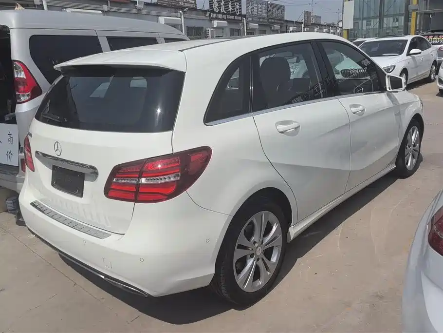 Mercedes-Benz B-Class B 200 Fashion