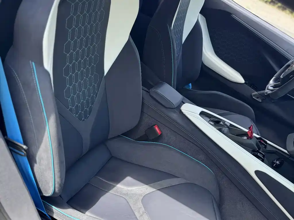 Revuelto 6.5 L PHEV Standard