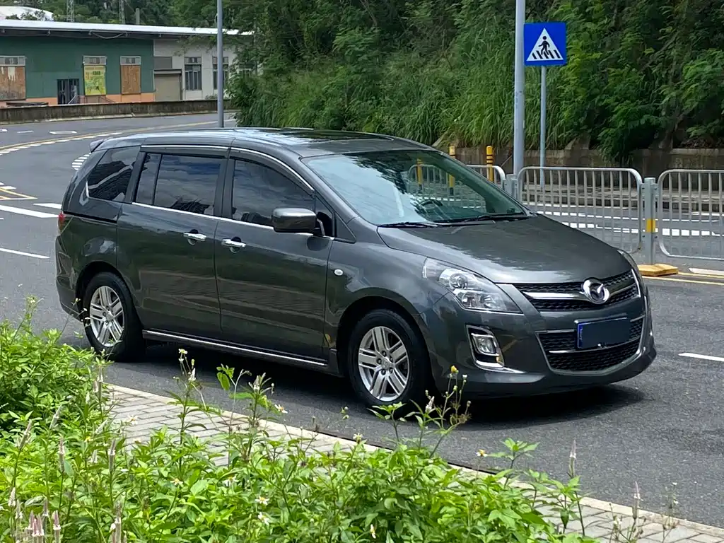 Mazda 8 马自达8 2011款 2.3 L 尊贵版