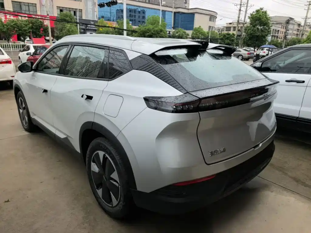Dongfeng Fengshen L7 东风风神L7 2025款 205超长续航纵享型