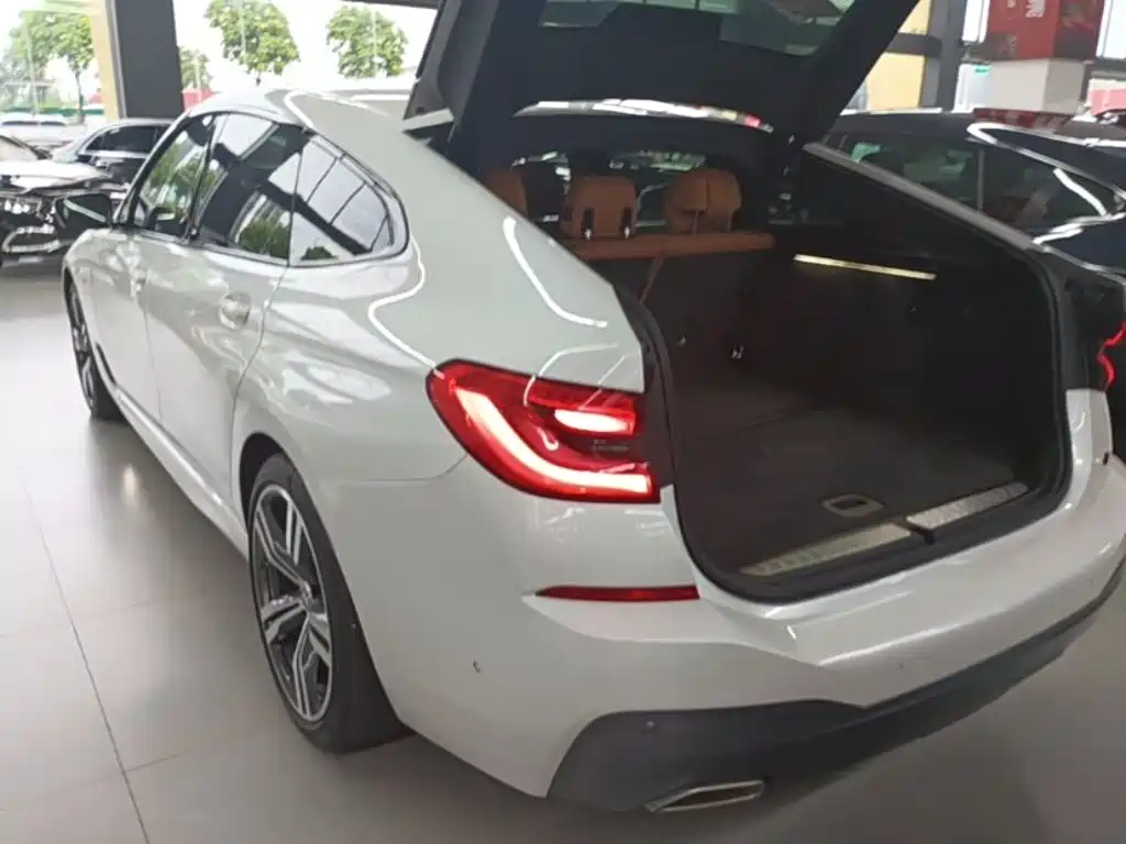 BMW 6 Series GT 630 i M Sport Package