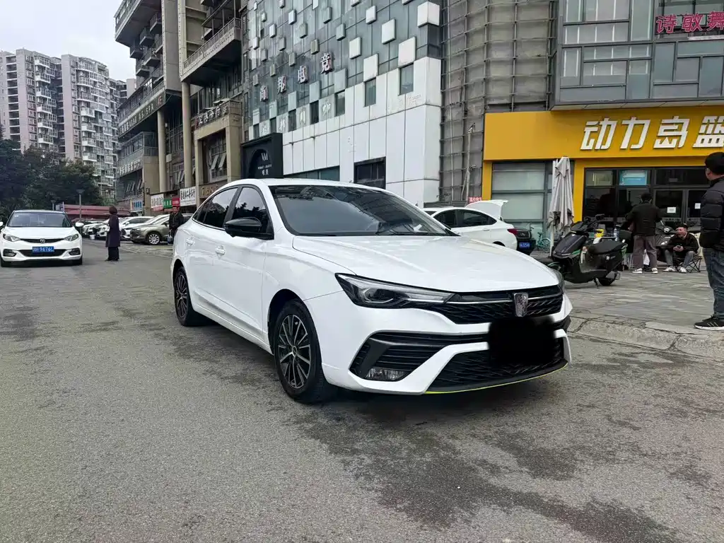 Roewe i5 1.5 L CVT Diamond