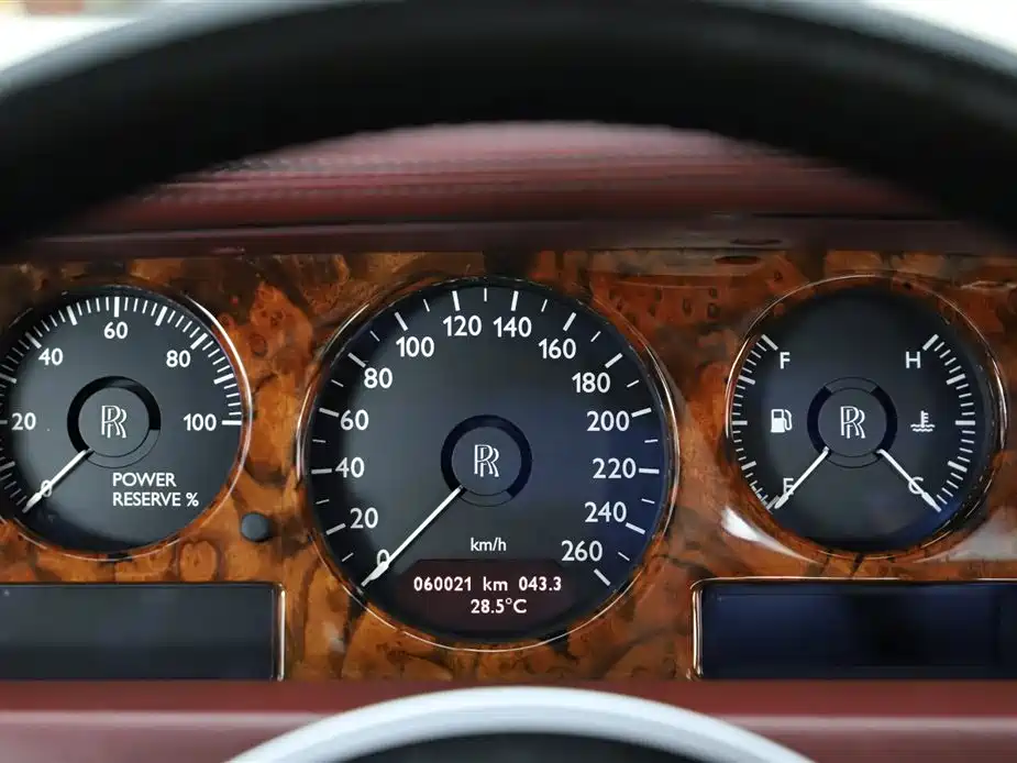 Phantom 6.7 L Standard