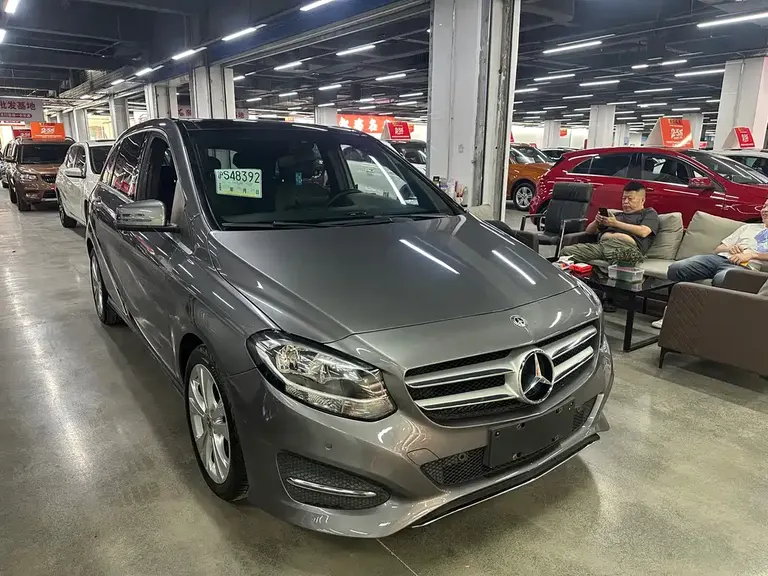 Mercedes-Benz B-Class B 200 Fashion