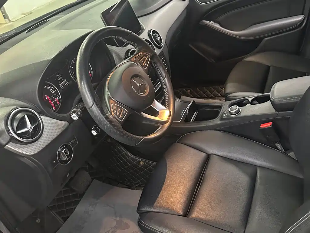 Mercedes-Benz B-Class B 200 Fashion