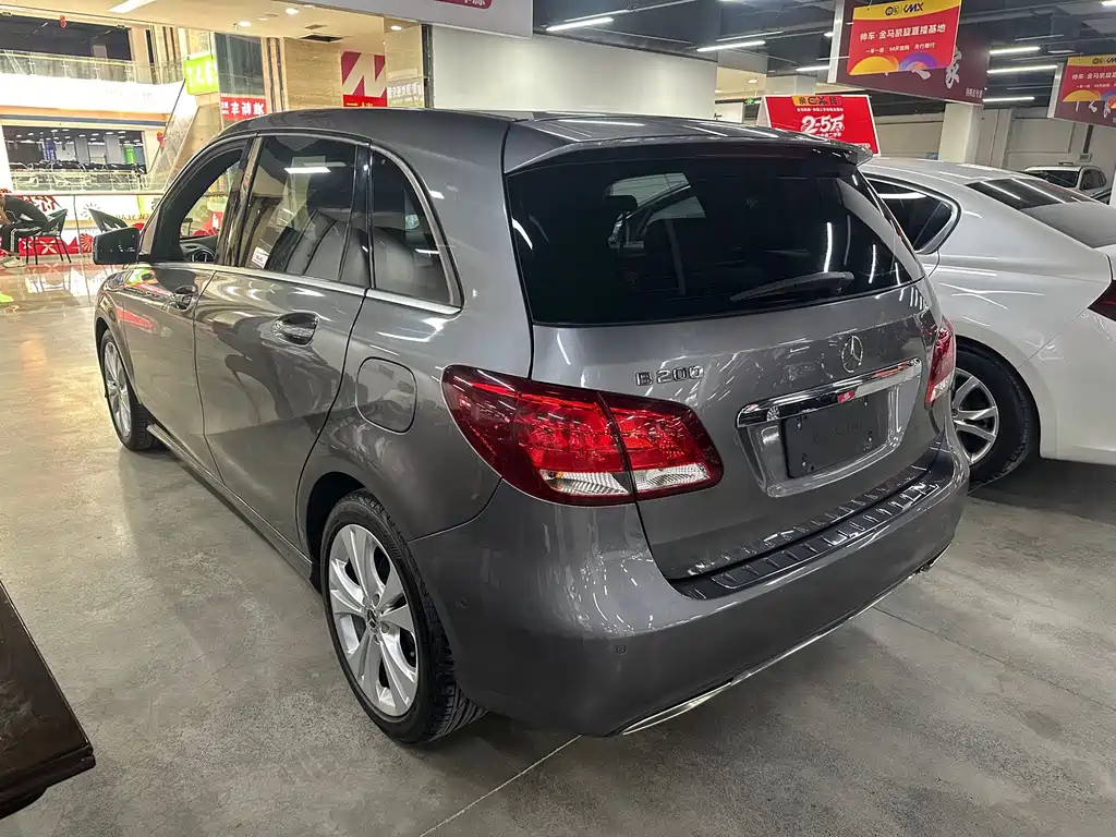 Mercedes-Benz B-Class B 200 Fashion