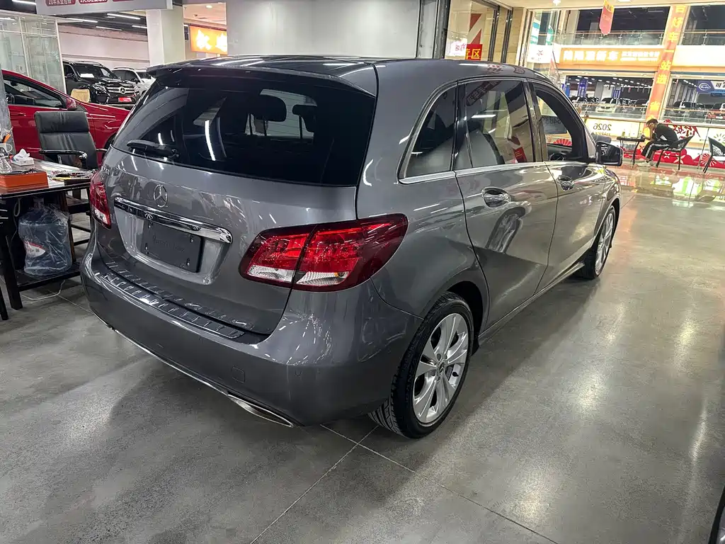 Mercedes-Benz B-Class B 200 Fashion