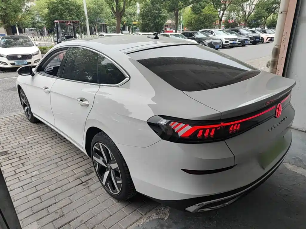 Lamando Lamando L 280 TSI DSG Spicy Cool