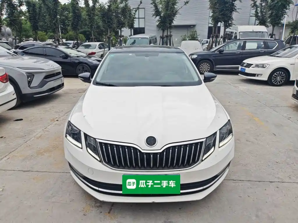 Octavia TSI280 DSG Smart Travel Luxury CN-VI