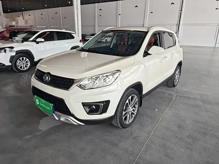 Baic Senova X35 1.5 L Manual Luxury