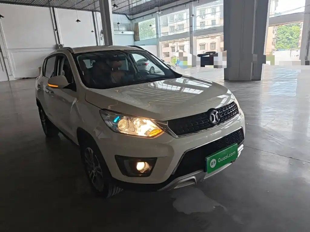 Senova X35 1.5 L Manual Luxury
