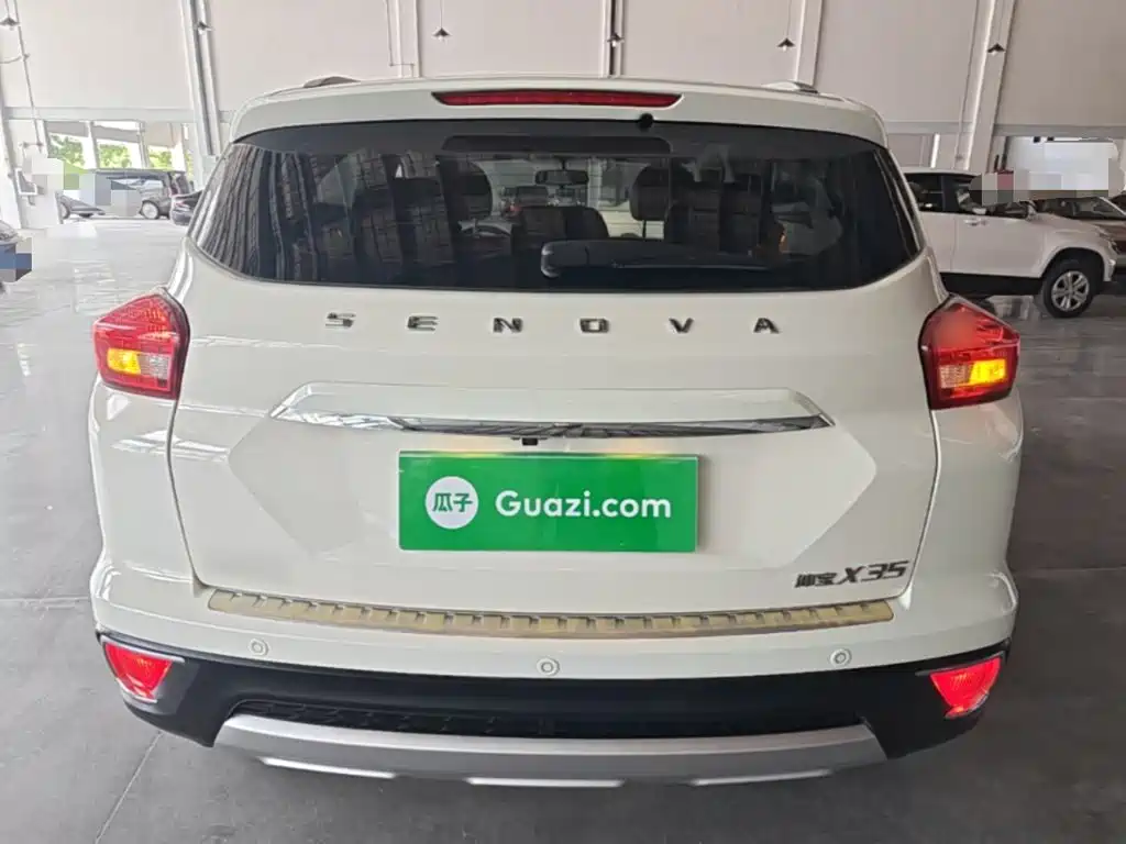 Senova X35 1.5 L Manual Luxury