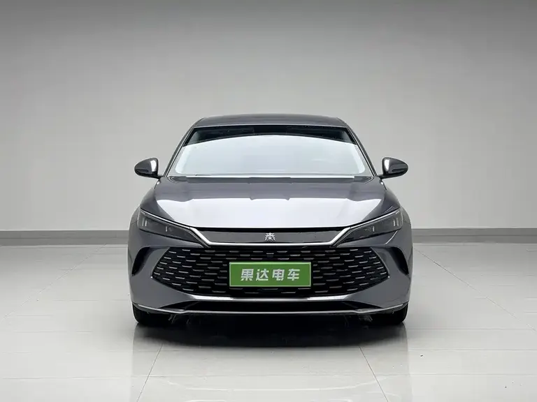 BYD Qin L DM-i 80 KM Leading
