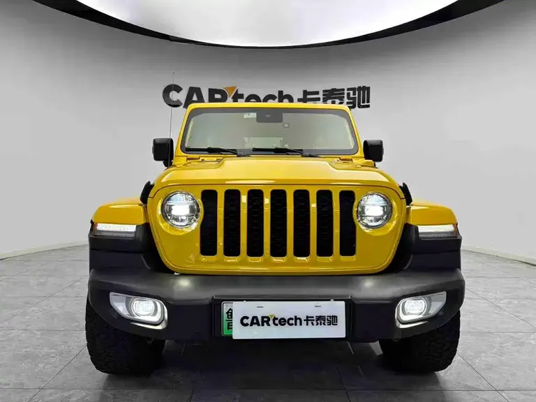 Jeep Wrangler NEV 4-door 2.0 T 4 xe Sahara