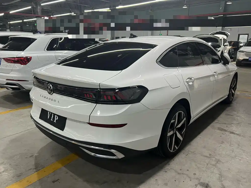 Lamando Lamando L 280 TSI DSG Spicy Cool PLUS