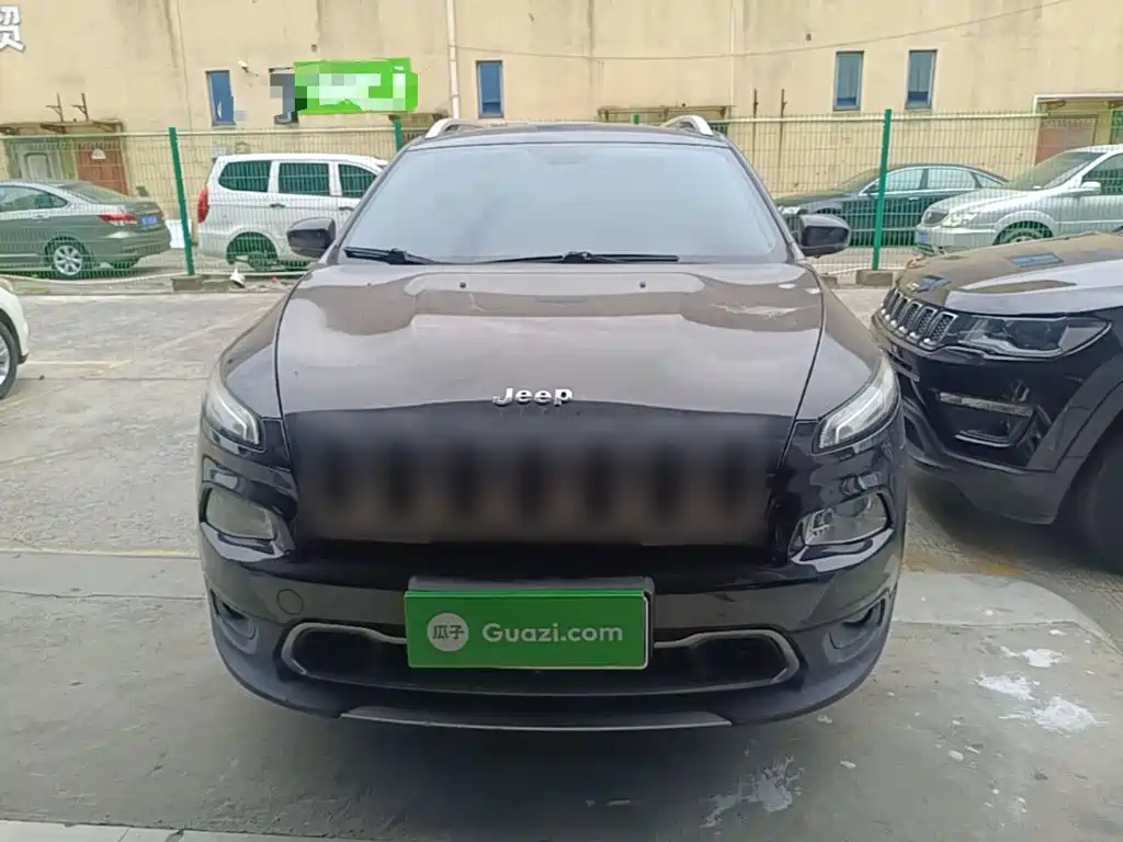 Cherokee 2.4 L Leading Intelligent